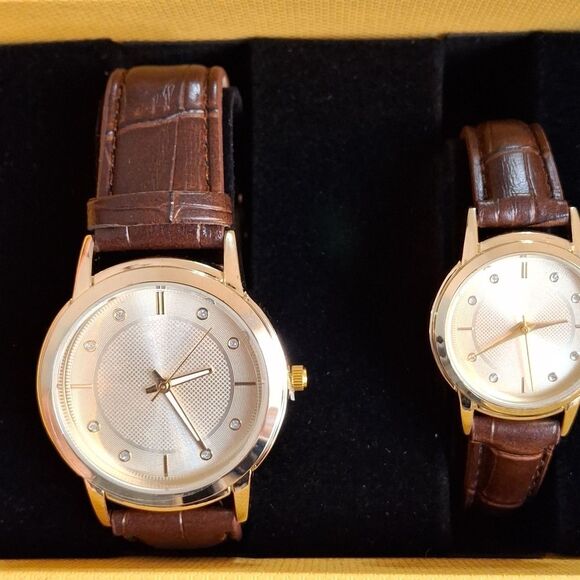 His and hers matching watch set, water resistant (W030) NWT main image 4